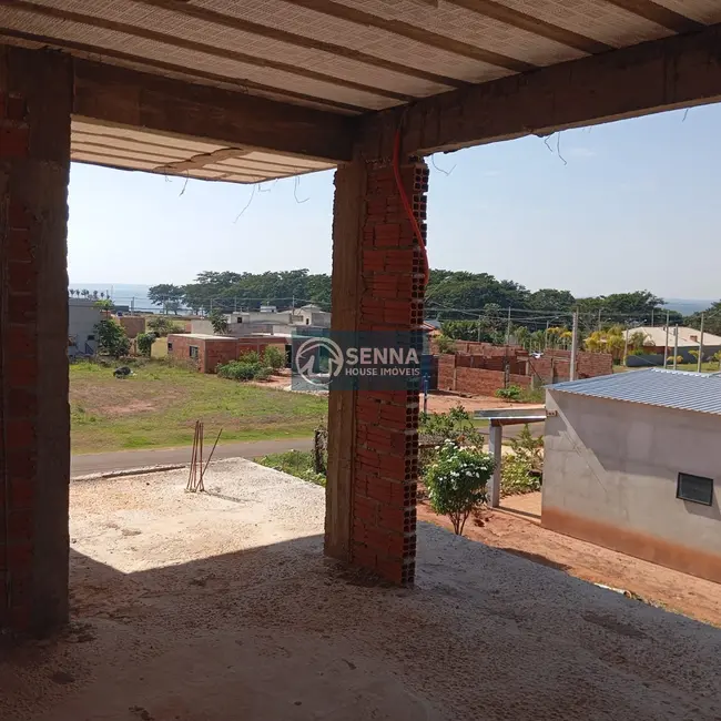 Foto 3 de Casa de Condomínio com 2 quartos à venda, 210m2 em Brejo Alegre - SP
