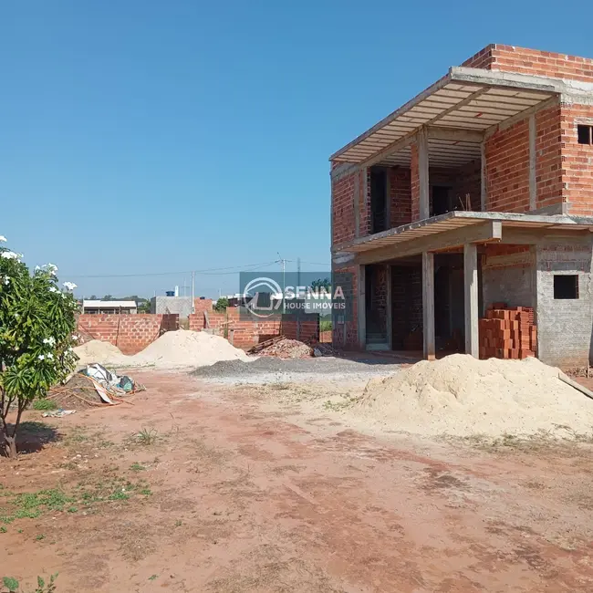 Foto 2 de Casa de Condomínio com 2 quartos à venda, 210m2 em Brejo Alegre - SP