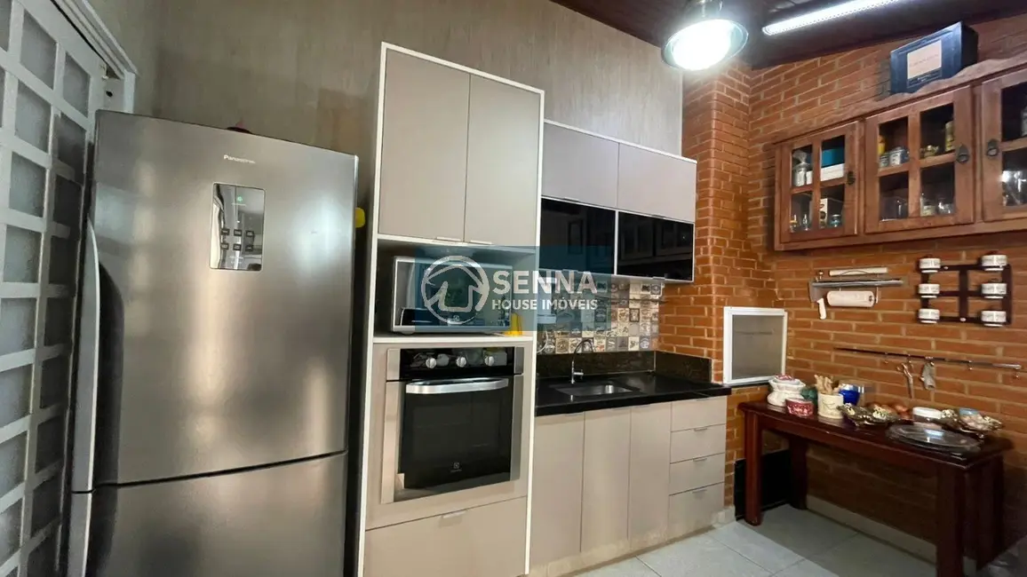 Foto 3 de Casa de Condomínio com 4 quartos à venda, 160m2 em Jardim Shangai, Jundiai - SP