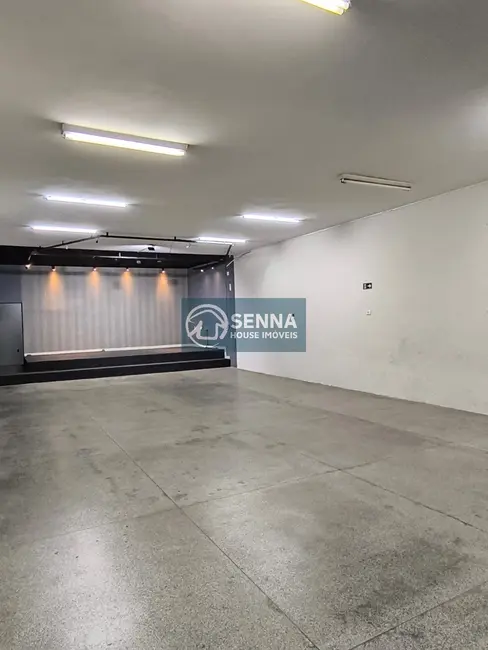 Sala Comercial para alugar, 220m2 em Vila São José, Varzea Paulista - SP - imagem 8 Foto 8 de Sala Comercial para alugar, 220m2 em Vila São José, Varzea Paulista - SP