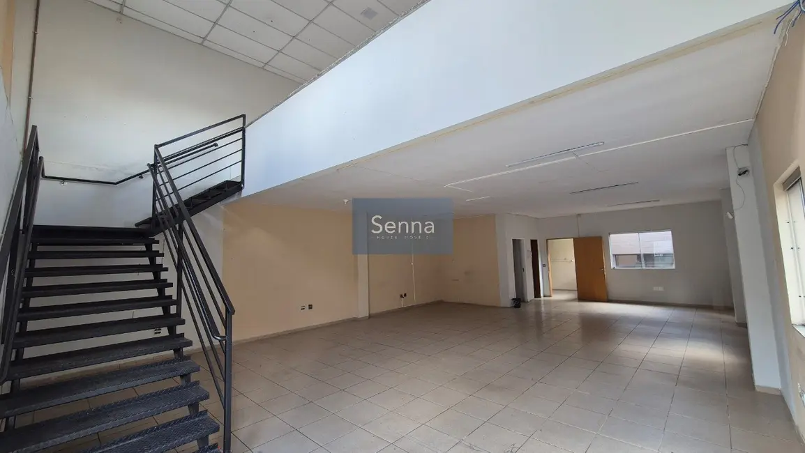 Foto 3 de Armazém / Galpão para alugar, 330m2 em Vila M Genoveva, Jundiai - SP