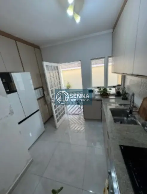 Foto 8 de Casa de Condomínio com 2 quartos à venda, 78m2 em Vila Alati, Jundiai - SP
