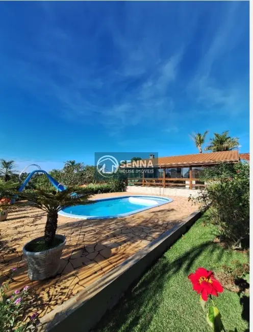 Chácara com 4 quartos à venda, 1145m2 em Jarinu - SP - imagem 2 Foto 2 de Chácara com 4 quartos à venda, 1145m2 em Jarinu - SP