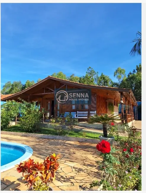 Chácara com 4 quartos à venda, 1145m2 em Jarinu - SP - imagem 1 Foto 1 de Chácara com 4 quartos à venda, 1145m2 em Jarinu - SP