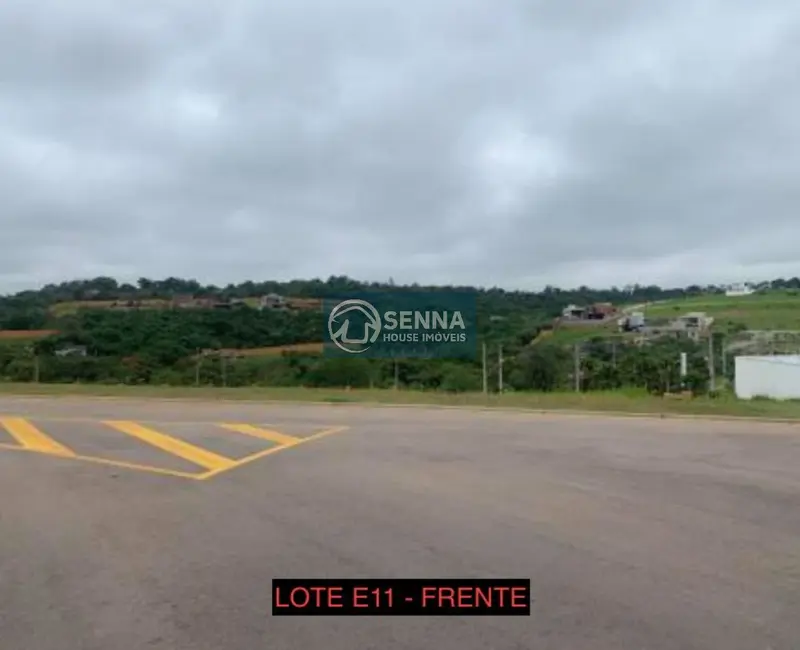 Foto 2 de Terreno / Lote à venda, 921m2 em Jundiai - SP