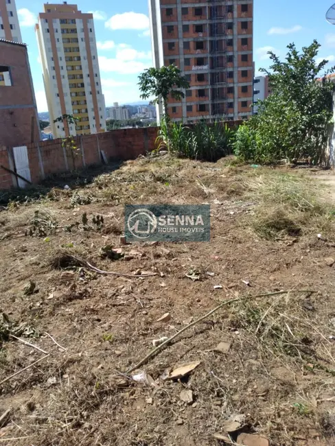 Foto 1 de Terreno / Lote à venda, 300m2 em Jardim Paulista II, Jundiai - SP