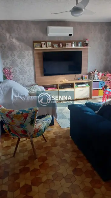 Foto 2 de Casa com 3 quartos à venda, 200m2 em Vila Agrícola, Jundiai - SP