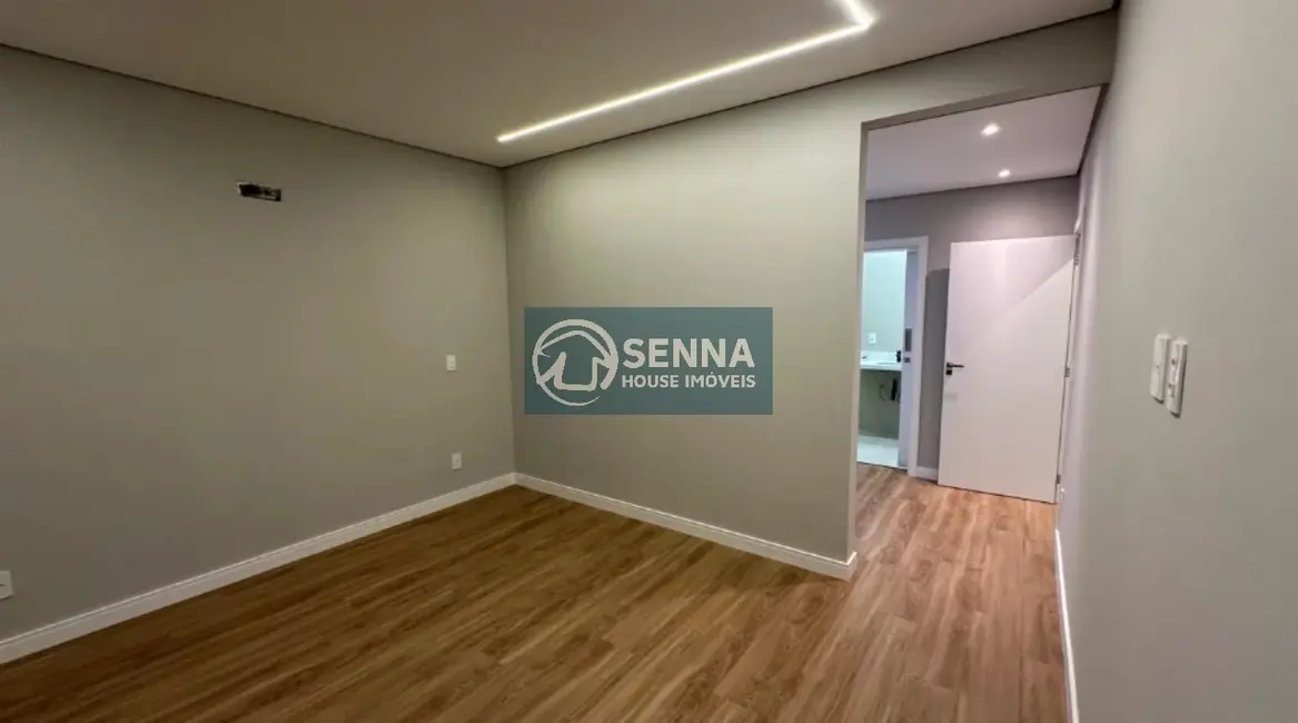 Foto 5 de Casa de Condomínio com 3 quartos à venda, 220m2 em Jardim Ermida I, Jundiai - SP