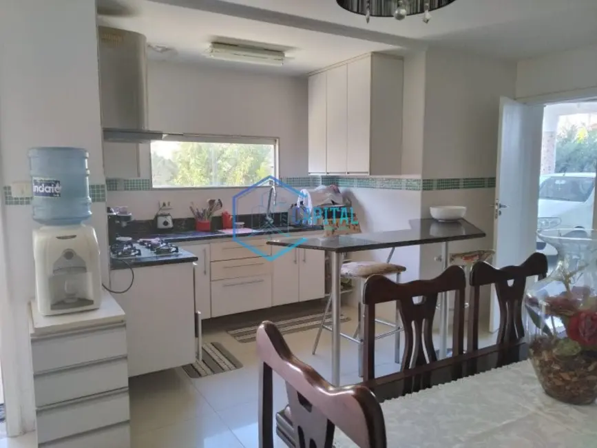 Casa com 3 quartos à venda, 250m2 em Sim, Feira De Santana - BA - imagem 5 Foto 5 de Casa com 3 quartos à venda, 250m2 em Sim, Feira De Santana - BA