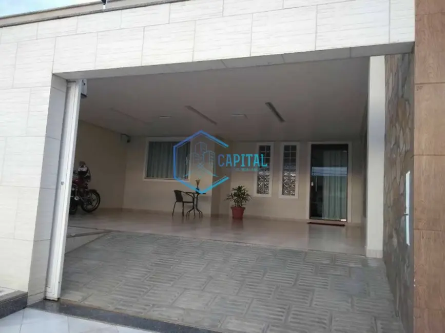 Foto 3 de Casa com 3 quartos à venda, 250m2 em Mangabeira, Feira De Santana - BA