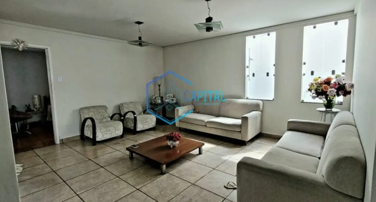 Foto 3 de Casa com 4 quartos à venda, 300m2 em Ponto Central, Feira De Santana - BA