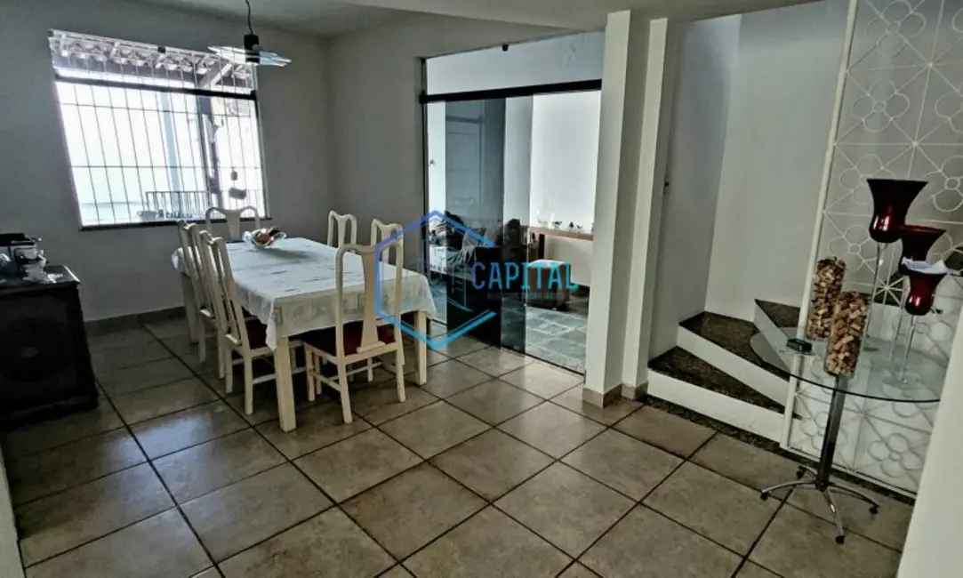 Foto 6 de Casa com 4 quartos à venda, 300m2 em Ponto Central, Feira De Santana - BA