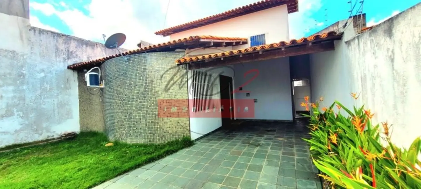 Foto 1 de Casa com 4 quartos à venda, 300m2 em Ponto Central, Feira De Santana - BA