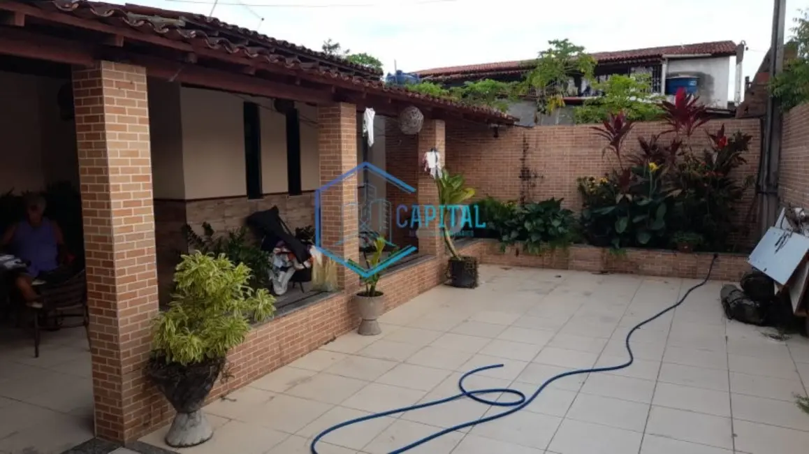 Foto 1 de Casa com 3 quartos à venda, 250m2 em Tomba, Feira De Santana - BA