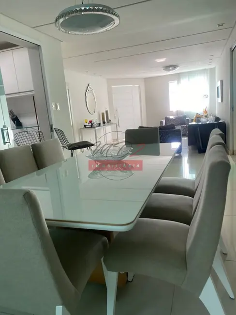 Foto 1 de Casa de Condomínio com 4 quartos à venda, 216m2 em Santa Mônica, Feira De Santana - BA