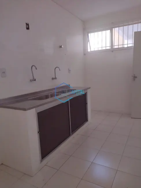 Apartamento com 3 quartos para alugar, 100m2 em Ponto Central, Feira De Santana - BA - imagem 5 Foto 5 de Apartamento com 3 quartos para alugar, 100m2 em Ponto Central, Feira De Santana - BA