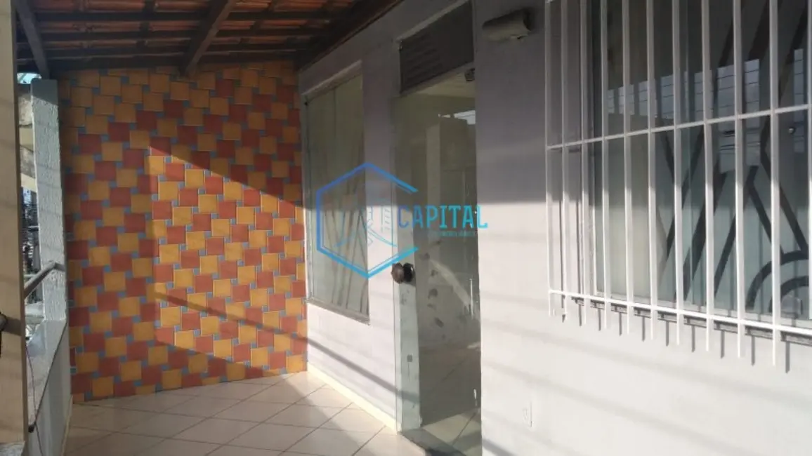 Casa com 4 quartos à venda, 170m2 em Ponto Central, Feira De Santana - BA - imagem 4 Foto 4 de Casa com 4 quartos à venda, 170m2 em Ponto Central, Feira De Santana - BA
