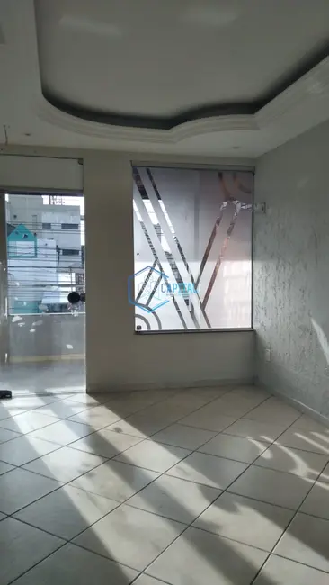 Casa com 4 quartos à venda, 170m2 em Ponto Central, Feira De Santana - BA - imagem 3 Foto 3 de Casa com 4 quartos à venda, 170m2 em Ponto Central, Feira De Santana - BA