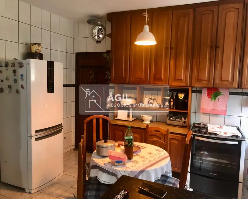 Foto 7 de Casa com 3 quartos à venda, 250m2 em Jardim Luiza, Jacarei - SP