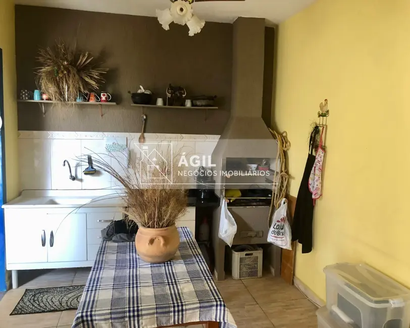 Foto 2 de Casa com 3 quartos à venda, 250m2 em Jardim Luiza, Jacarei - SP