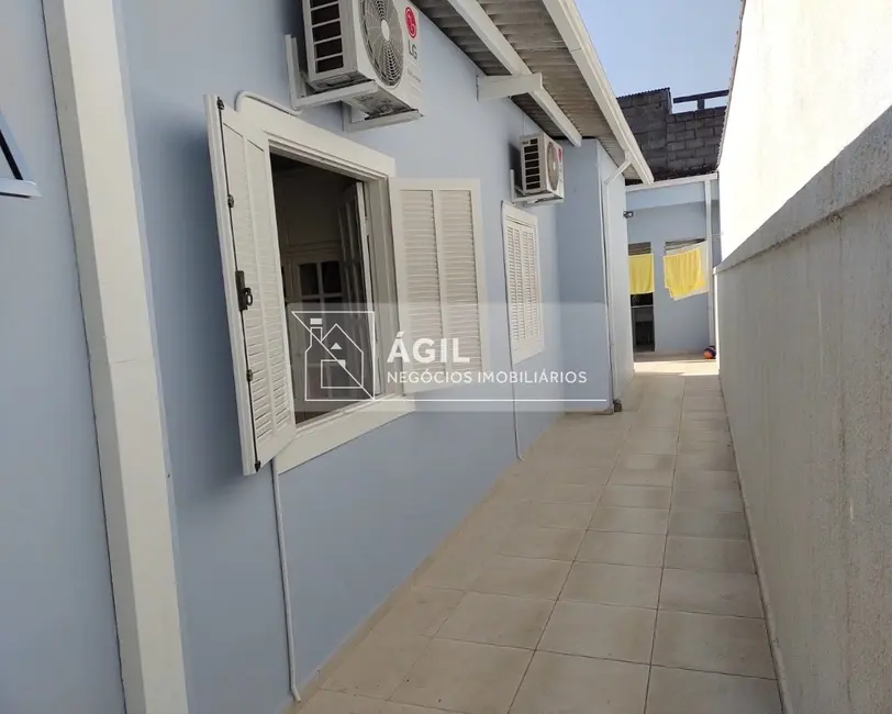 Foto 6 de Casa com 4 quartos à venda, 218m2 em Centro, Jacarei - SP