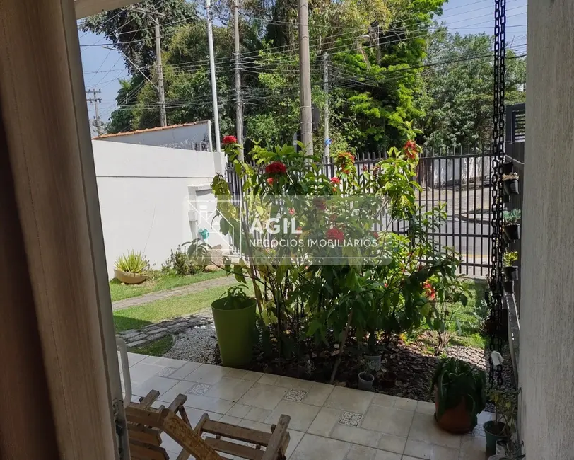 Foto 2 de Casa com 4 quartos à venda, 218m2 em Centro, Jacarei - SP