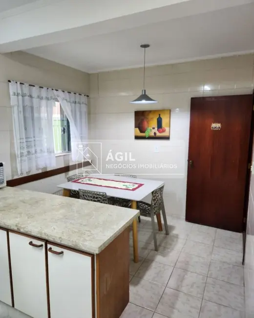 Foto 6 de Casa com 4 quartos à venda, 250m2 em Sao Jose Dos Campos - SP