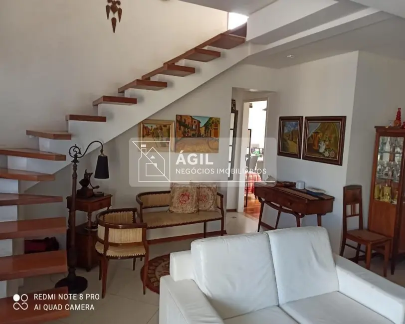 Apartamento com 3 quartos à venda, 256m2 em Sao Jose Dos Campos - SP - imagem 2 Foto 2 de Apartamento com 3 quartos à venda, 256m2 em Sao Jose Dos Campos - SP