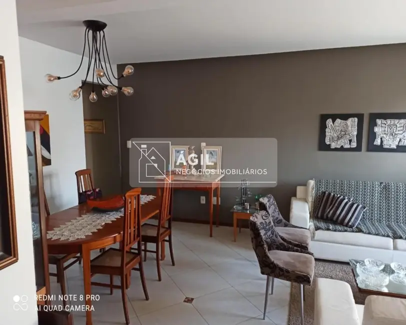 Apartamento com 3 quartos à venda, 256m2 em Sao Jose Dos Campos - SP - imagem 3 Foto 3 de Apartamento com 3 quartos à venda, 256m2 em Sao Jose Dos Campos - SP
