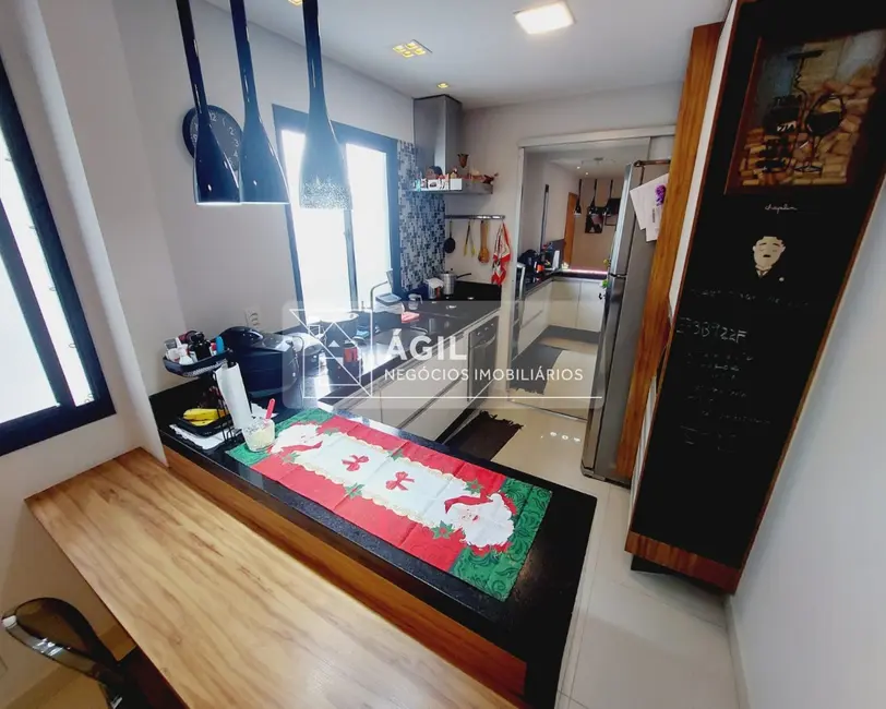 Foto 9 de Apartamento com 2 quartos à venda, 63m2 em Jardim Santo Antônio da Boa Vista, Jacarei - SP