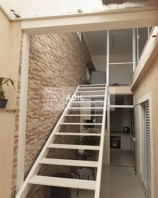 Casa com 3 quartos à venda, 170m2 em Sao Jose Dos Campos - SP - imagem 5 Foto 5 de Casa com 3 quartos à venda, 170m2 em Sao Jose Dos Campos - SP
