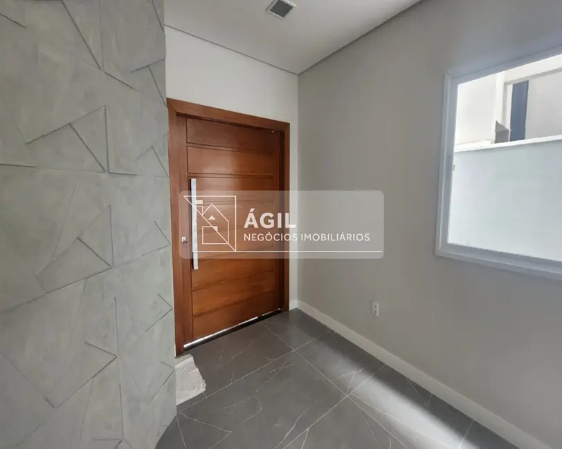 Foto 2 de Casa de Condomínio com 4 quartos à venda, 250m2 em Sao Jose Dos Campos - SP