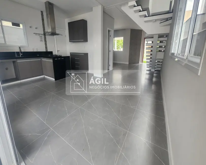 Foto 1 de Casa de Condomínio com 4 quartos à venda, 250m2 em Sao Jose Dos Campos - SP