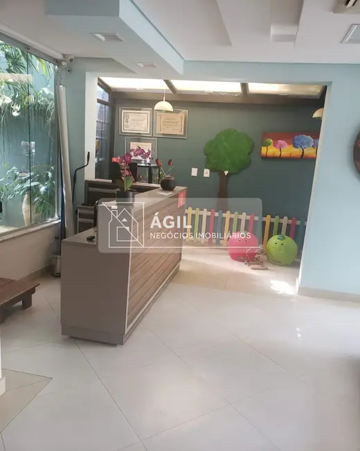 Sala Comercial com 3 quartos à venda, 450m2 em Sao Jose Dos Campos - SP - imagem 8 Foto 8 de Sala Comercial com 3 quartos à venda, 450m2 em Sao Jose Dos Campos - SP