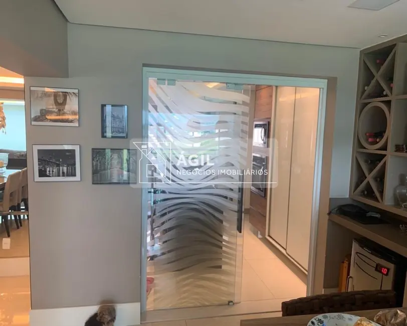 Foto 6 de Apartamento com 4 quartos à venda, 259m2 em Sao Jose Dos Campos - SP