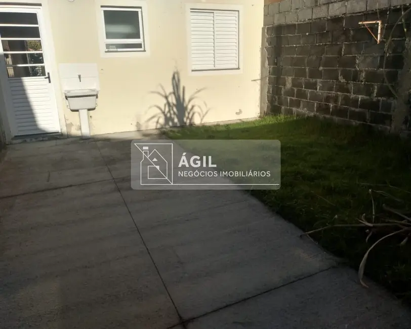 Foto 9 de Casa de Condomínio com 2 quartos à venda, 44m2 em Jardim Marcondes, Jacarei - SP