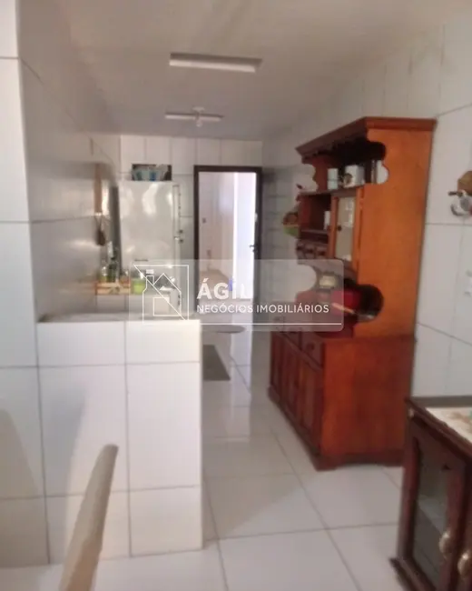 Foto 8 de Casa com 4 quartos à venda, 260m2 em Sao Jose Dos Campos - SP