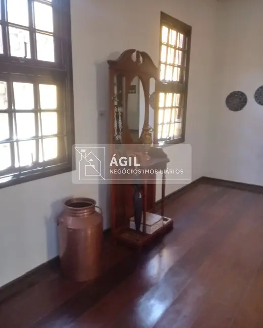 Foto 3 de Casa com 4 quartos à venda, 260m2 em Sao Jose Dos Campos - SP