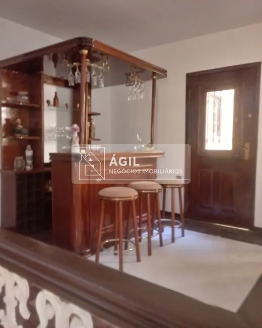 Foto 2 de Casa com 4 quartos à venda, 260m2 em Sao Jose Dos Campos - SP