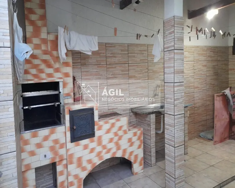 Foto 4 de Casa com 3 quartos à venda, 226m2 em Parque dos Príncipes, Jacarei - SP