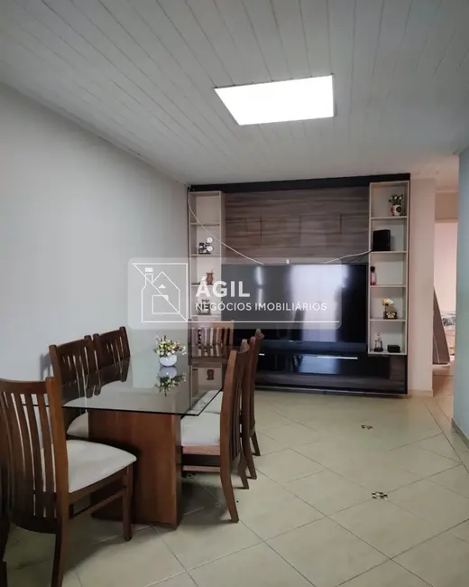 Foto 5 de Casa com 3 quartos à venda, 160m2 em Sao Jose Dos Campos - SP