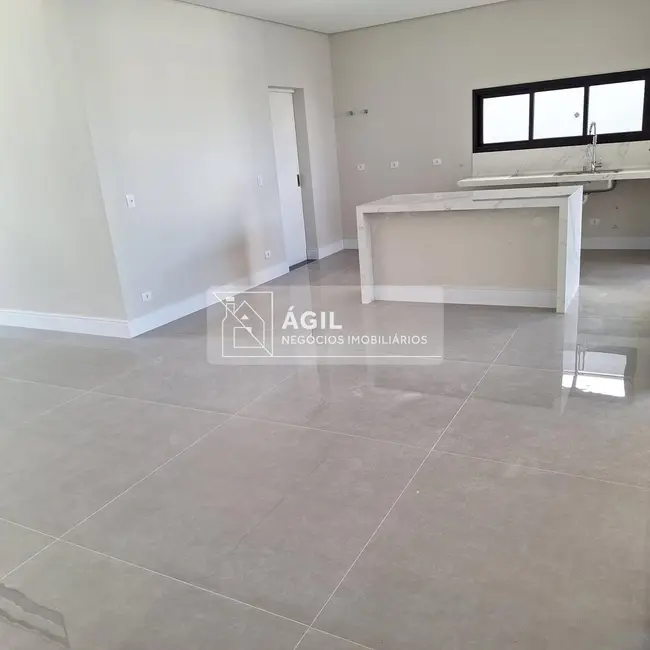 Casa de Condomínio com 4 quartos à venda, 288m2 em Sao Jose Dos Campos - SP - imagem 8 Foto 8 de Casa de Condomínio com 4 quartos à venda, 288m2 em Sao Jose Dos Campos - SP