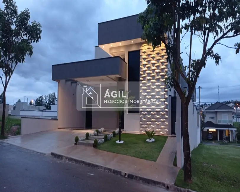 Foto 1 de Casa de Condomínio com 3 quartos à venda, 152m2 em Cacapava - SP