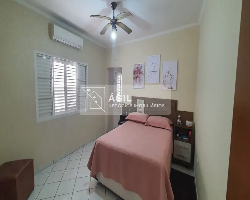 Foto 7 de Casa com 3 quartos à venda, 275m2 em Sao Jose Dos Campos - SP