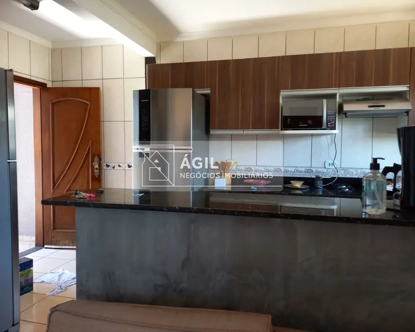 Foto 3 de Casa com 2 quartos à venda, 153m2 em Parque Residencial Santo André, Cacapava - SP