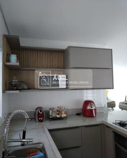 Foto 7 de Casa de Condomínio com 3 quartos à venda, 128m2 em Jardim Jacinto, Jacarei - SP