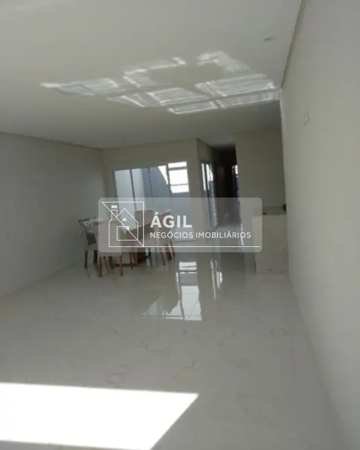 Foto 1 de Casa de Condomínio com 3 quartos à venda, 128m2 em Jardim Jacinto, Jacarei - SP