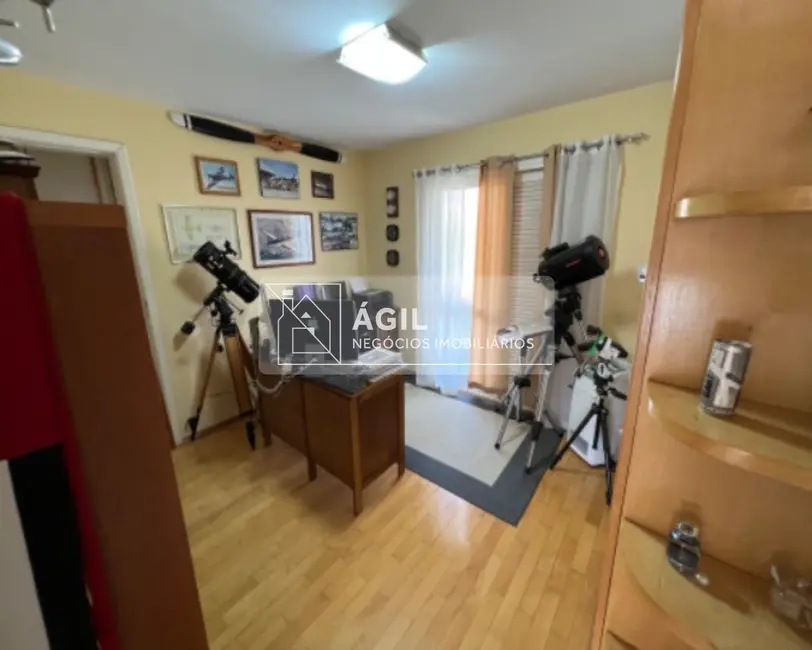 Foto 8 de Casa com 4 quartos à venda, 170m2 em Sao Jose Dos Campos - SP