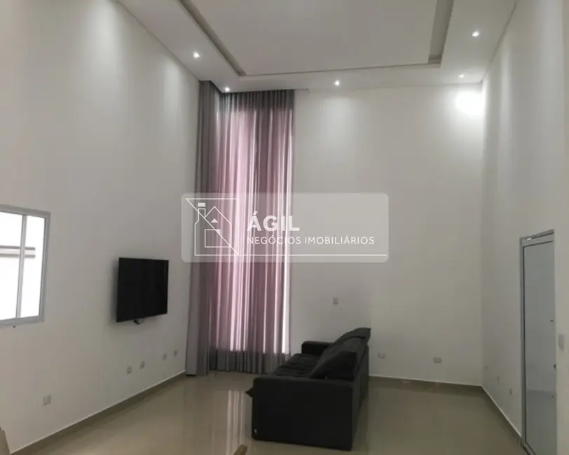 Foto 3 de Casa de Condomínio com 3 quartos à venda, 150m2 em Bairro do Grama, Cacapava - SP