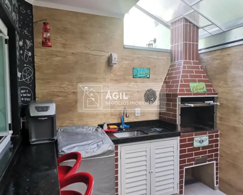 Foto 4 de Casa de Condomínio com 2 quartos à venda, 85m2 em Sao Jose Dos Campos - SP